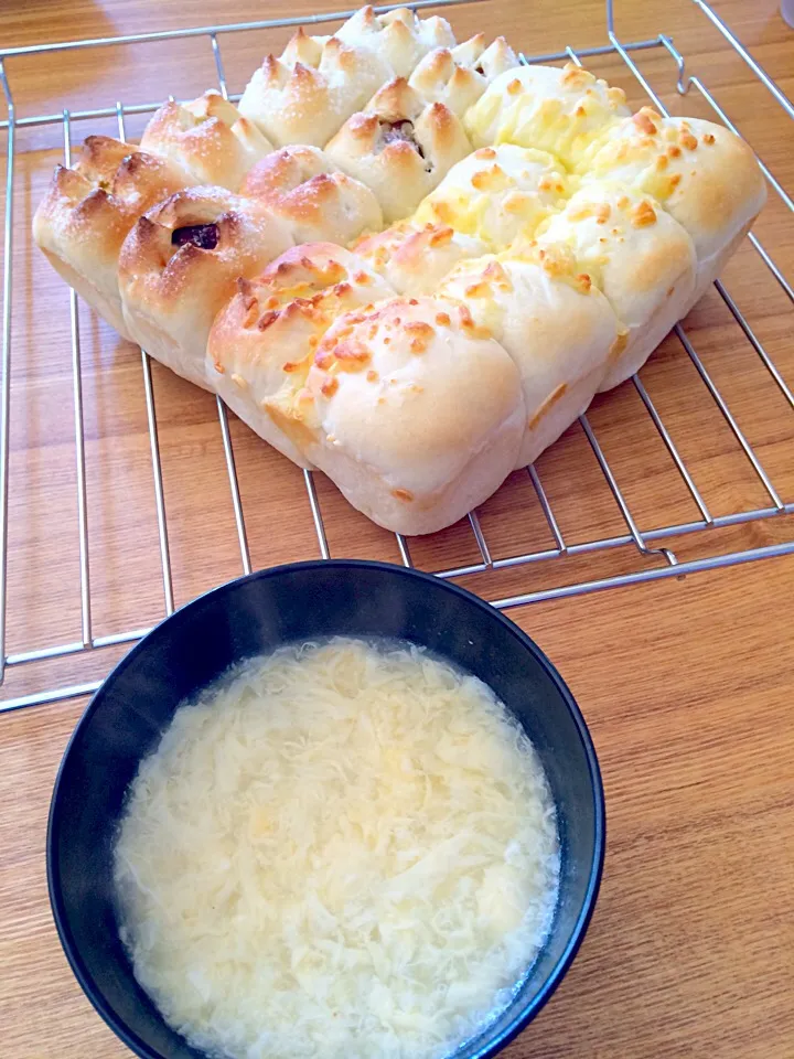 today 's lunch ちぎりパン&卵スープ|pigmegさん