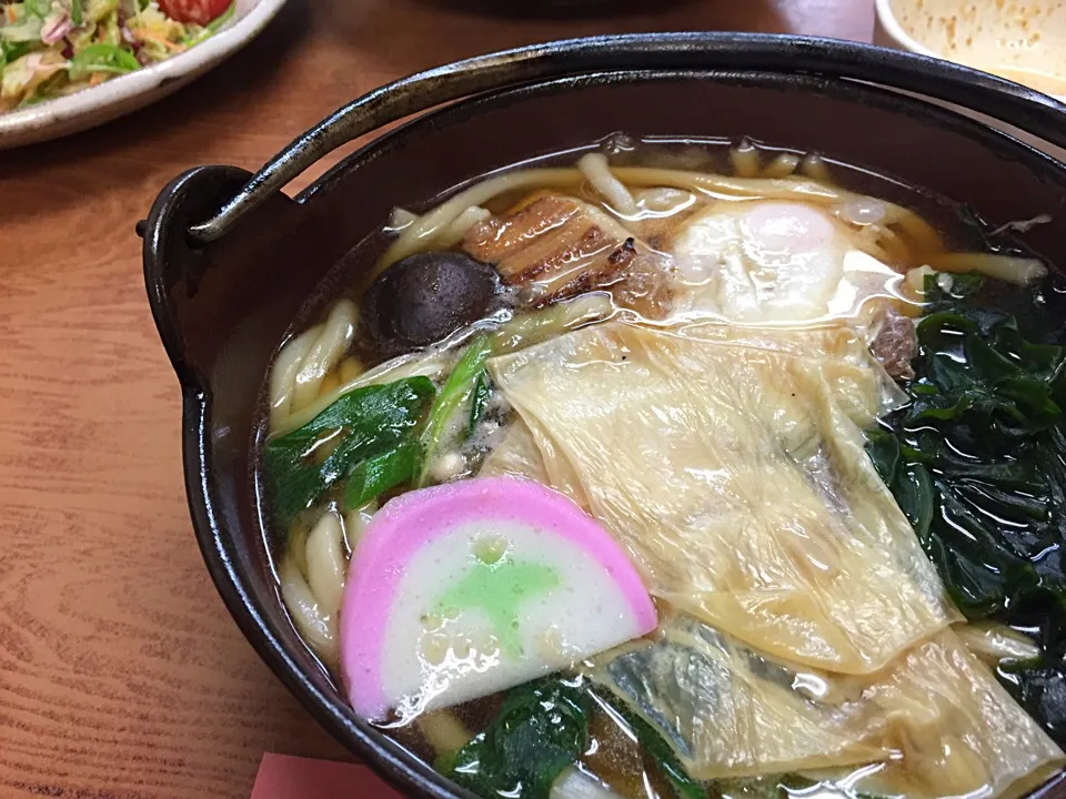 Snapdishの料理写真:鍋焼きうどん|tomominさん