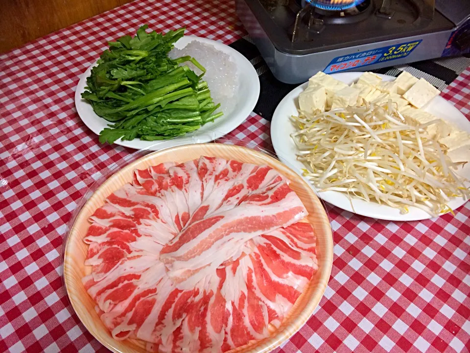 Quick and easy shabu-shabu for dinner after long day at wrk|Babyluv Cabrera Ocampoさん