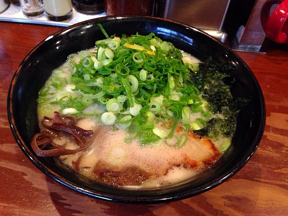 ぶぅラーメン  ネギ増し|ちゃみこさん