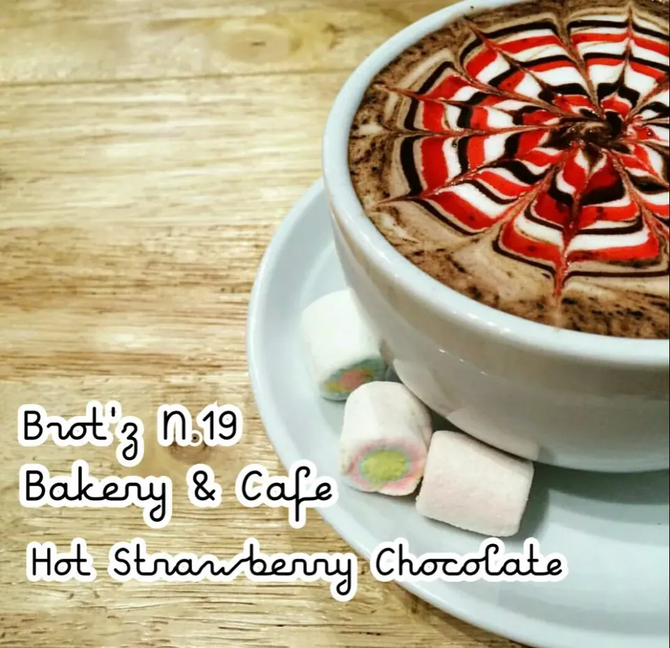 Snapdishの料理写真:Try Brot'z Strawberry Chocolate Today
Find Us Tday .Opening Hrs 9.30-11am.
Link: https://m.facebook.com/brotzn19cafe/|Joe Vivekさん