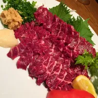 Snapdishの料理写真:熊本の馬刺し|yukaさん