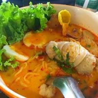 ปลาหมึกยัดไส้ ก๋วยเตี๋ยวหลุดโลก ศิริมังคบาจารย์ 13 เชียงใหม่|nattaboatさん