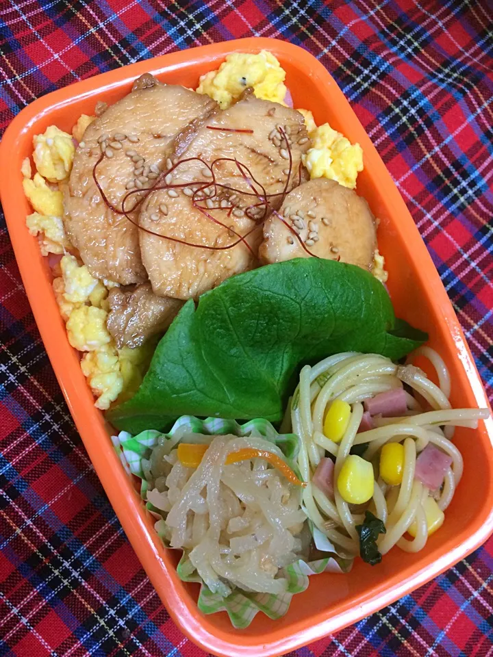 kiyomiさんの料理 鶏胸肉でチャーシュー～♬   娘のお弁当〜♬|kiyomiさん