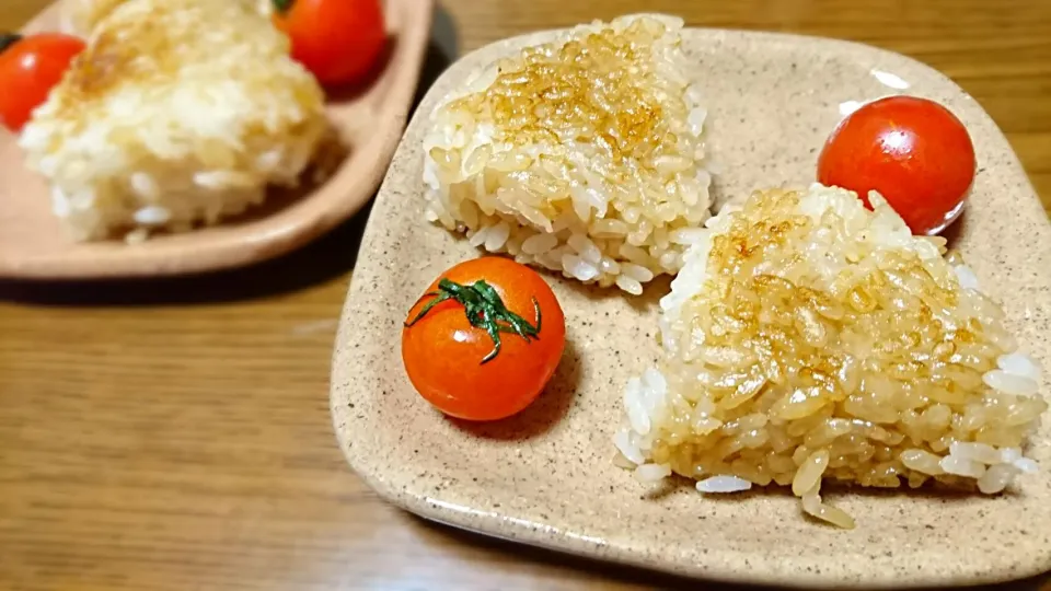 焼きおにぎり *8
 #朝ごはん #焼きおにぎり|芽依子さん