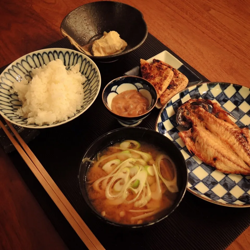 Snapdishの料理写真:定食屋さんらしい定食。|Urinbowさん