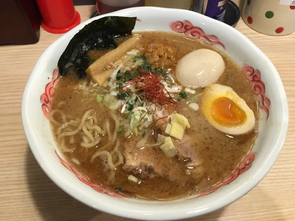 壱哲拉麺(細麺)＋〔無料トッピング〕味玉|マロさん