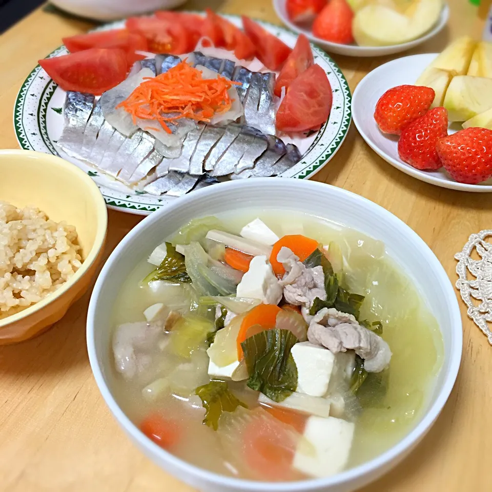 セロリの中華風スープとしめ鯖。|りんごっちさん