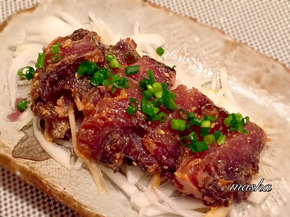 みったんさんのカツオたたきのビールにも合う❤︎白いご飯にも合う❤︎胡麻酢薬味和え〜
新玉ねぎが美味しい💕|mashaさん