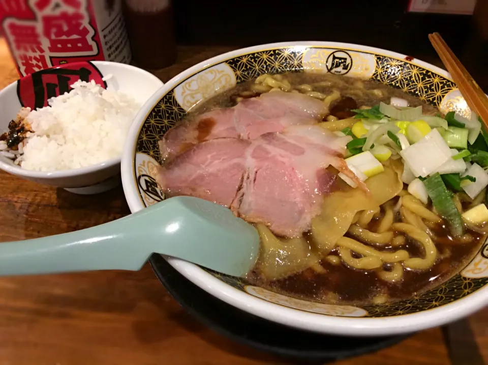 渋谷でライブ🎵「ラーメン凪さん」🍜|アライさんさん