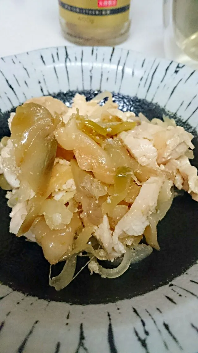 最高におかゆに合う。
炊きたてご飯に合う。
酒に合う。
鶏むねとザーサイ|meguppoさん