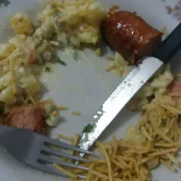 Snapdishの料理写真:salada de batata com maionese caseira
e linguiça de Frango|chauanaさん