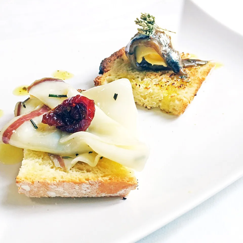 Italian crostini|laura giardinaさん