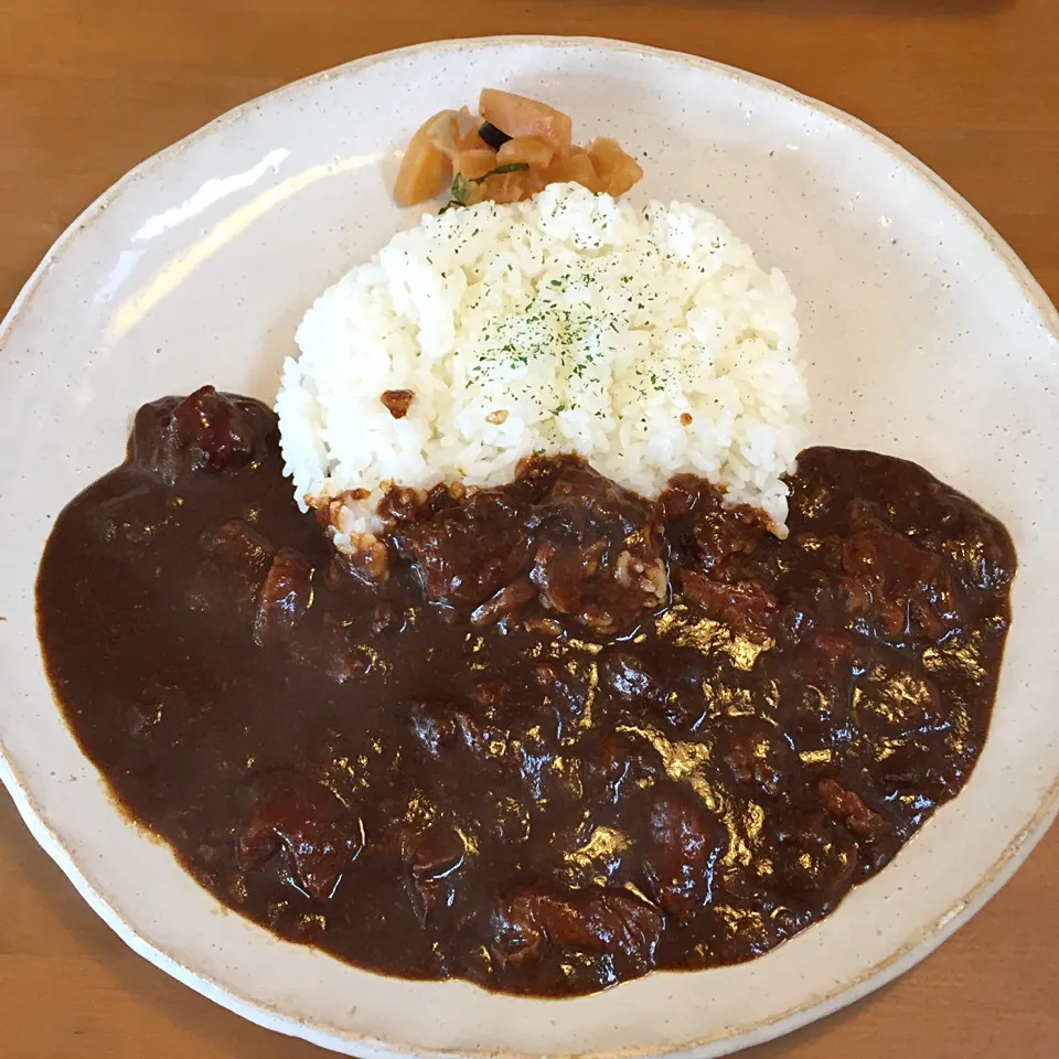 Snapdishの料理写真:Curry'OHANA 牛すじカレーランチ 大辛|カウンター嬢さん