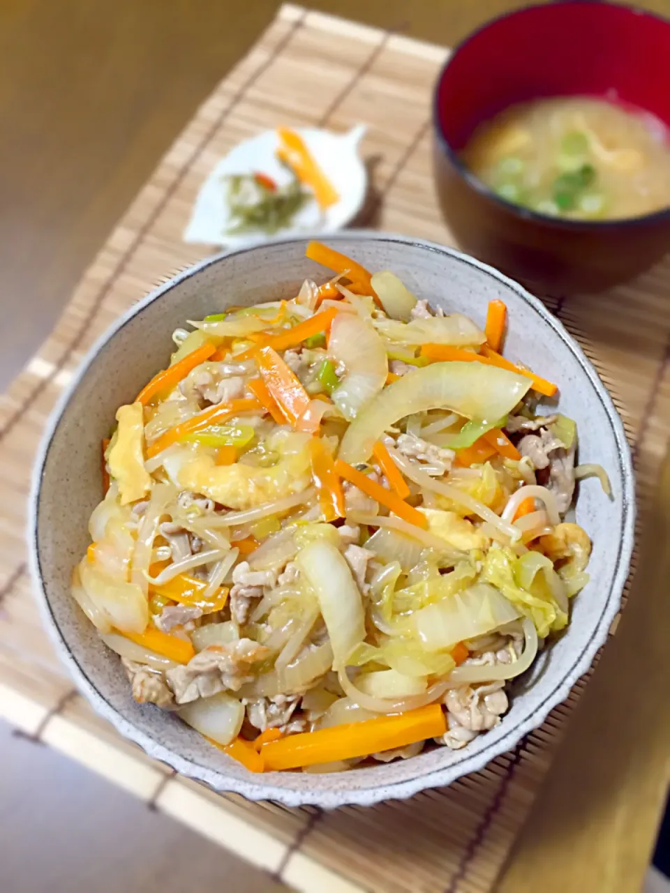 冷蔵庫の余り物で中華丼|パパパ♪さん