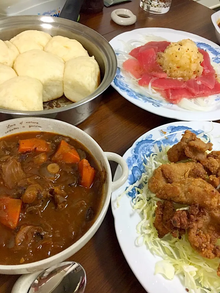 牛スジのワイン煮とマグロの唐揚げ&カルパッチョ、それとミニ食パン|あなねさん