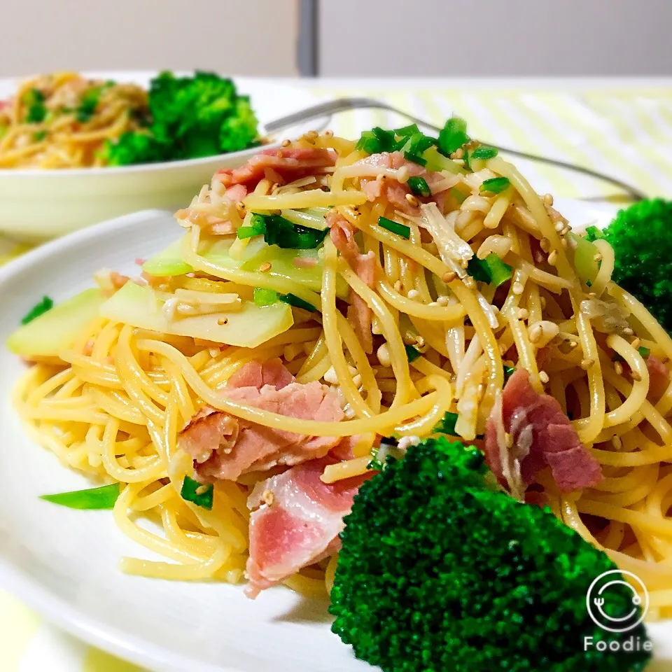 えのきとハムの醤油パスタ|にこりんさん