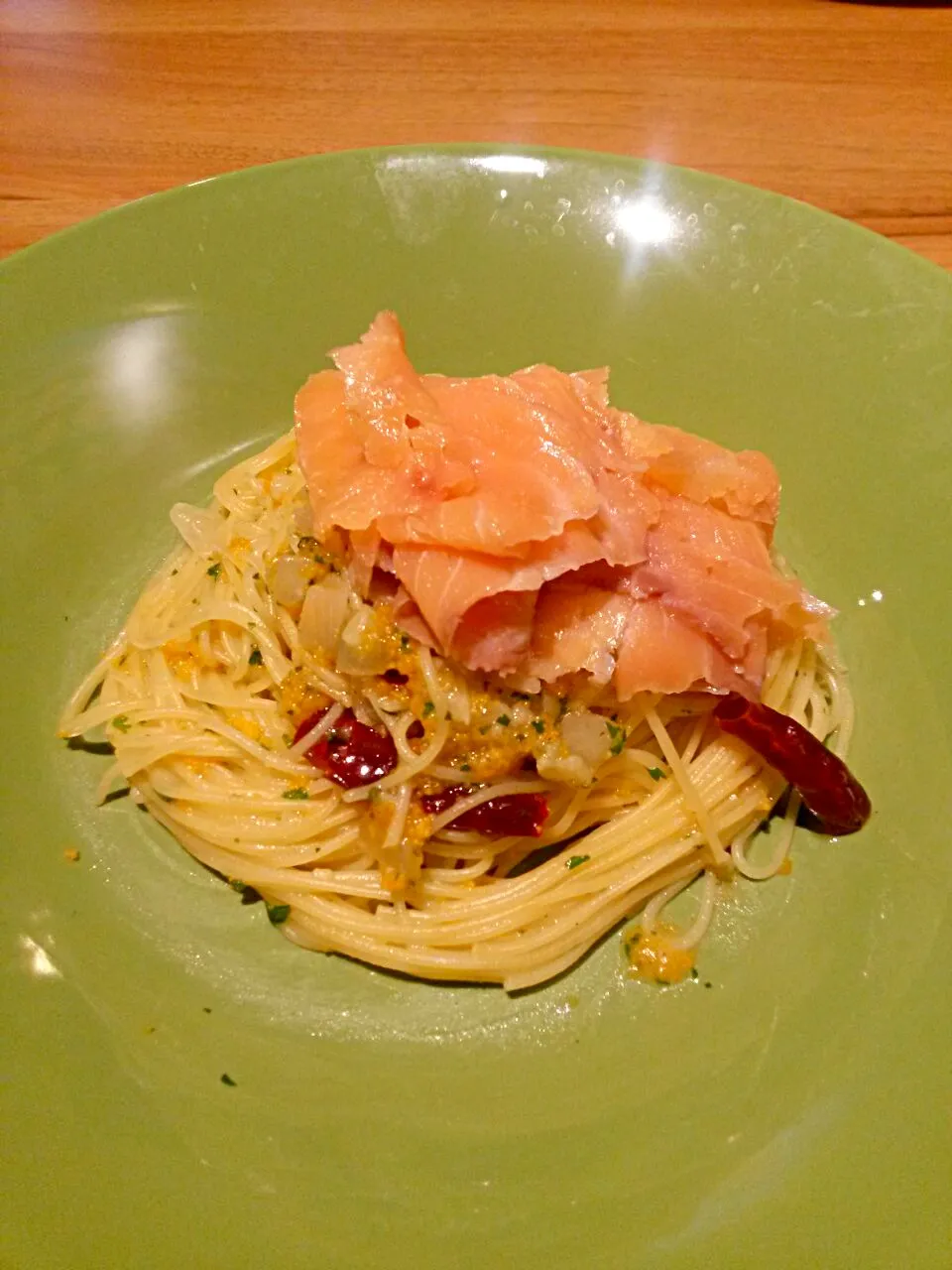 Angle hair with Smoked Salmon & ebiko|Jeab Lertさん