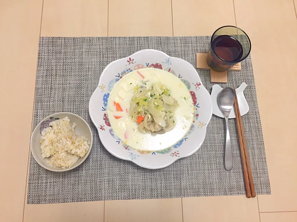 Snapdishの料理写真:仕事終わりの手抜きごはんミルクスープonly...|ねっぴさん