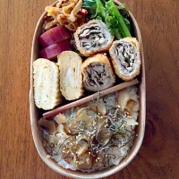 Snapdishの料理写真:椎茸の肉巻きフライ弁当|gogotaxiさん