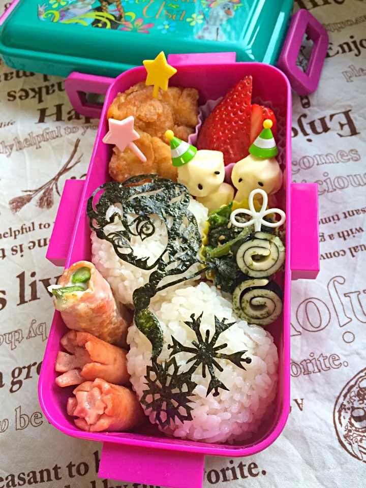 Snapdishの料理写真:エルサ娘お弁当(´◡`๑) ♡|cotocotoさん