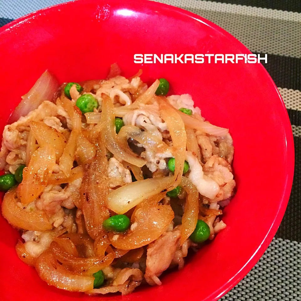 キヨシュンさんの料理 危険！ご飯が進みすぎる豚丼🐷|愛さん