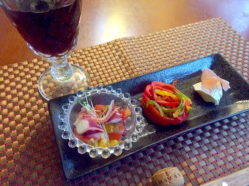 Esperen un momento☝"ちょっとこれで待っててね💃Tapas🍷ヽ(´∀`)ﾉﾀﾊﾟｽ〜|🌈Ami🍻さん