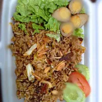 Snapdishの料理写真:Nasi gr Rendang|Praruang Gentapranaさん