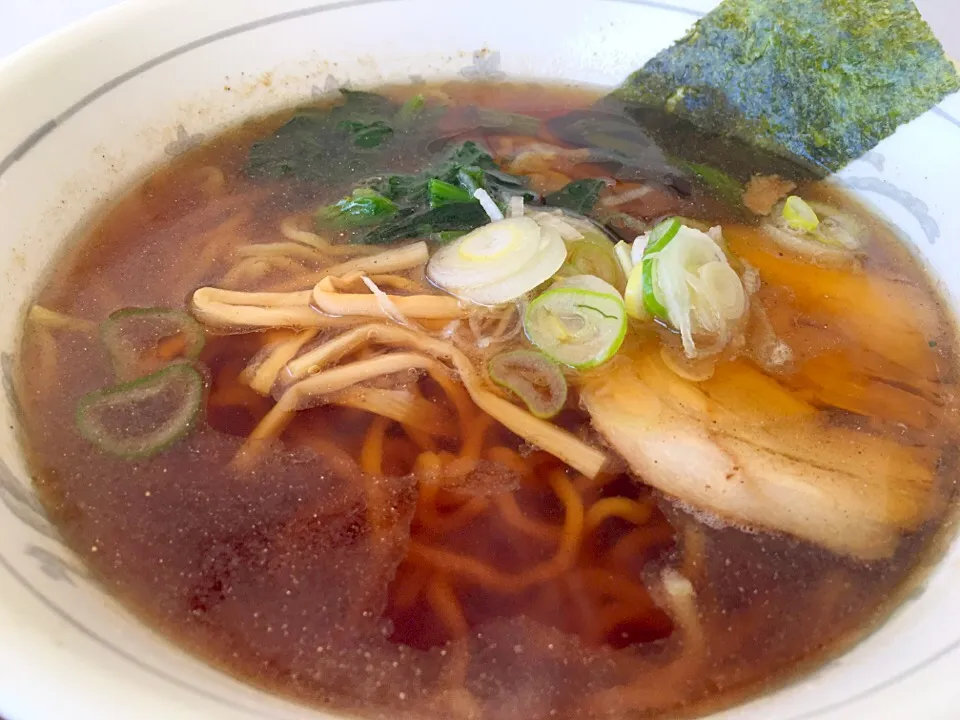 Snapdishの料理写真:にぼし醤油ラーメン|Agaricusさん