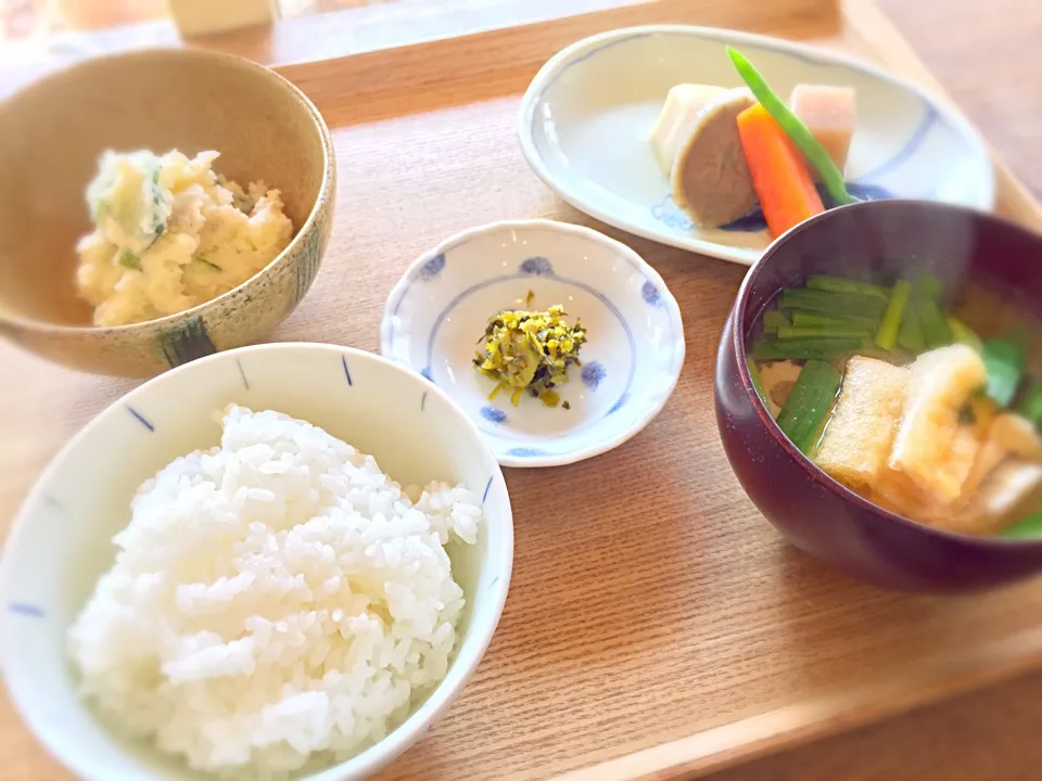 具沢山のお味噌汁と ほっこりする煮物|ほのほのさん