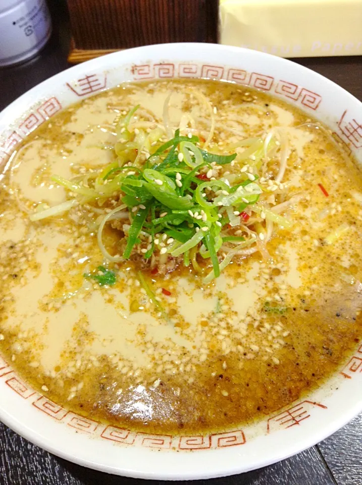 哲辛ラーメン（醤油）@三十一代目 哲麺（与野）|Kazuya Miyukiさん