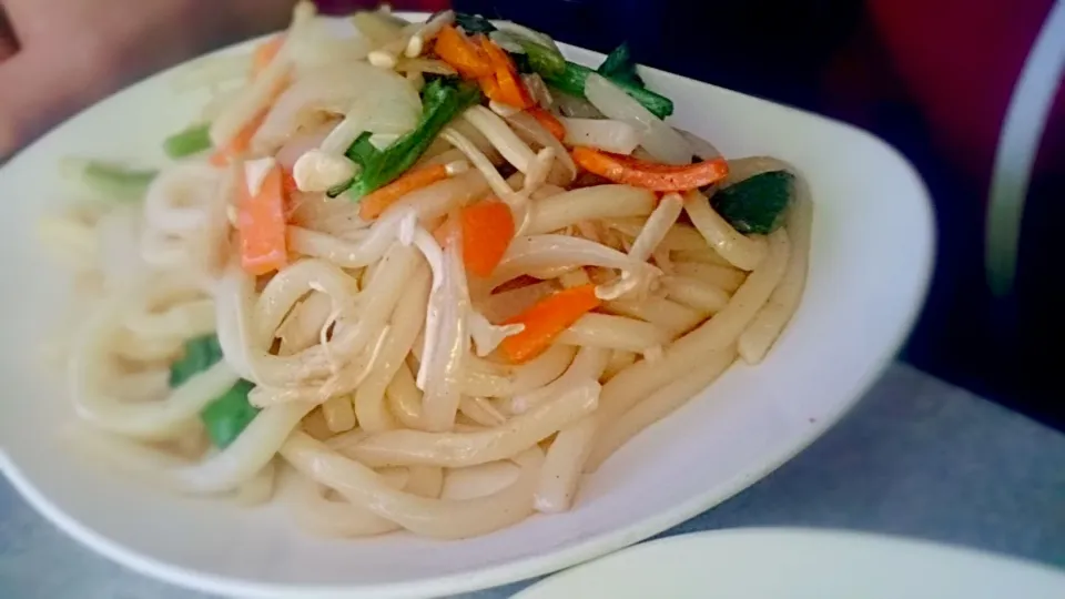 ありものガリバタ焼きうどん|ふみさん