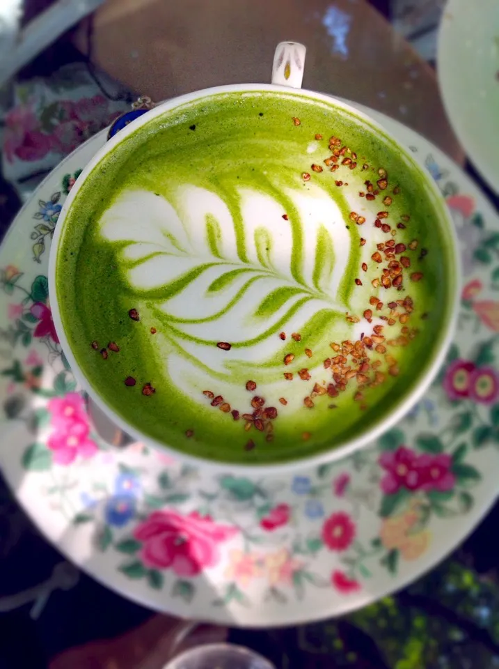 Greentea latte🍵|🍃aeyafternoon🌾さん