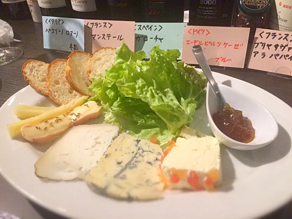 牛とヤギと羊のチーズ|katsumaniaさん