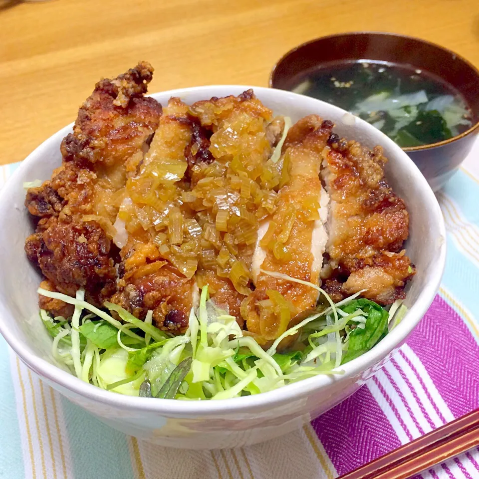 がっつり油淋鶏丼♡|はらぺこあゆむし◡̈さん