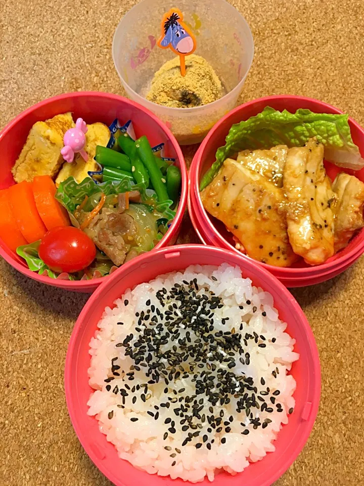 Snapdishの料理写真:塾弁 カジキの黒胡椒ソテー弁当|tetenonさん