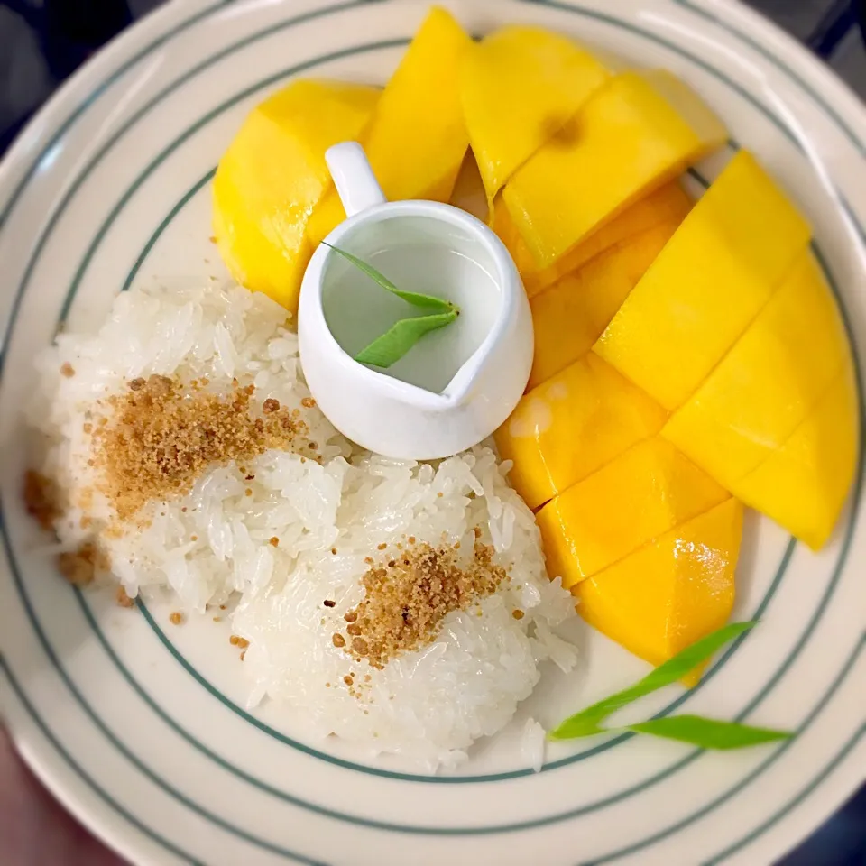 Mango with Sticky Rice|Hana Zappさん