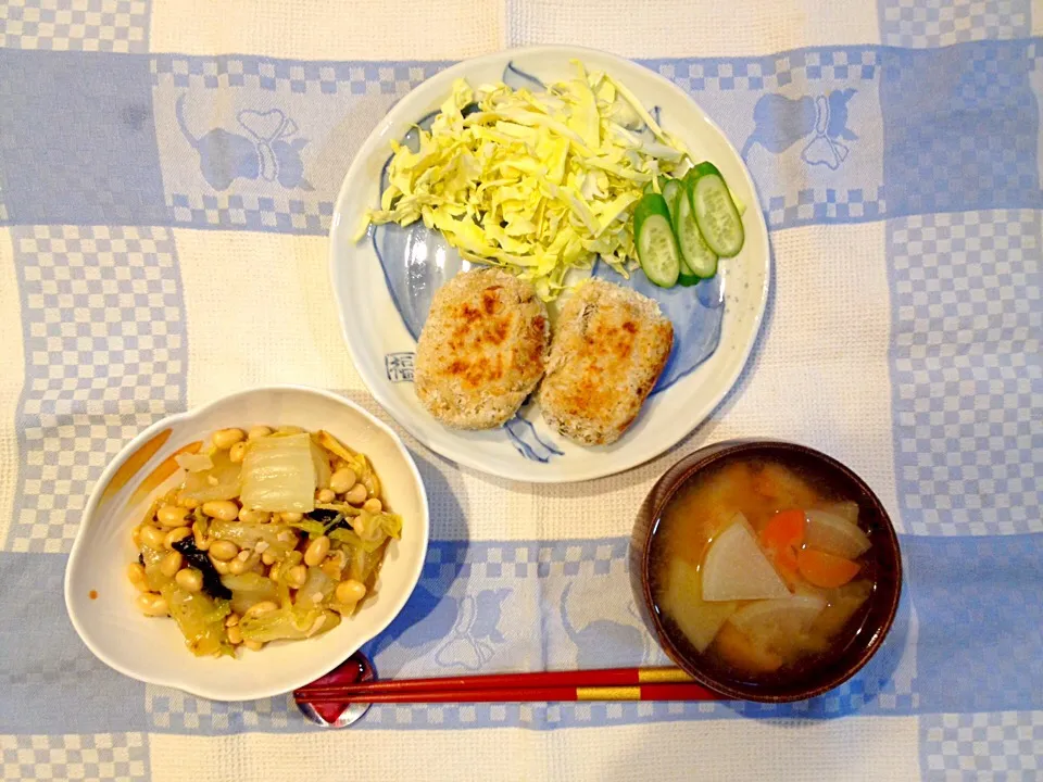 ベジ料理♡おからコロッケご飯|みよさん