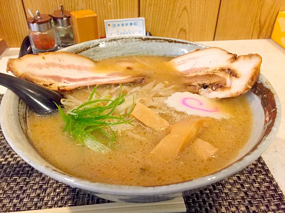 みそラーメン(札幌ラーメン的な)
麺は細麺|BOOさん