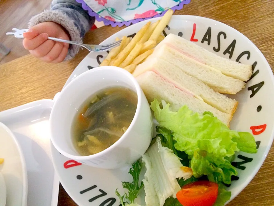 お子様サンドイッチランチ|きむらゆりかさん