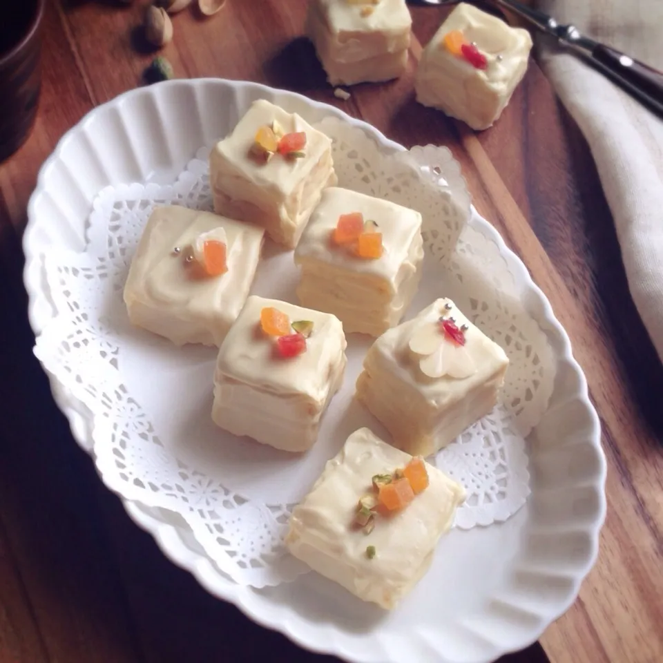 Lemon Cake with Mango Jam /不格好なケーキたち|まちまちこさん