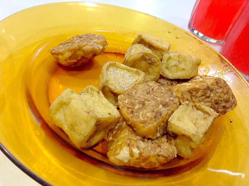 Tahu Tempe|Bambang Budiono Tjioさん