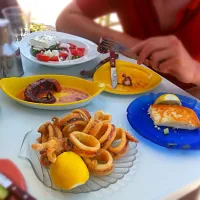 Snapdishの料理写真:Greek meal, octopus, greek salad|jamilleさん