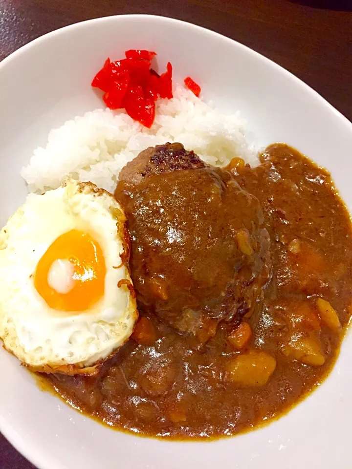 牛舎のハンバーグカレー|yさん