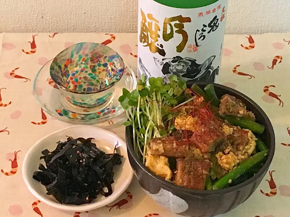 鰻とニンニクの芽の卵炒め丼
昆布の佃煮
飛騨自慢 鬼ころし吟醸|藤井裕之さん