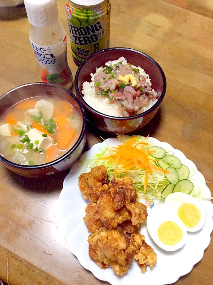 Snapdishの料理写真:アジのたたき丼、田舎風唐揚げ定食、豚汁💖🍺|Norio Fukudaさん