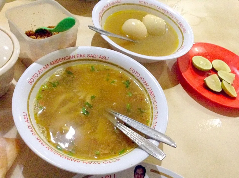 Snapdishの料理写真:Soto Ayam|Bambang Budiono Tjioさん