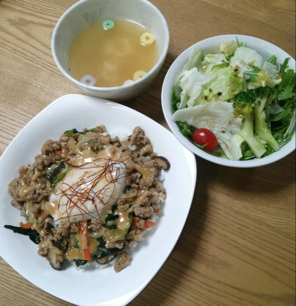 はまさんの挽肉炒め丼  オイマヨめちゃめちゃ美味しい～♪|seri-chanさん