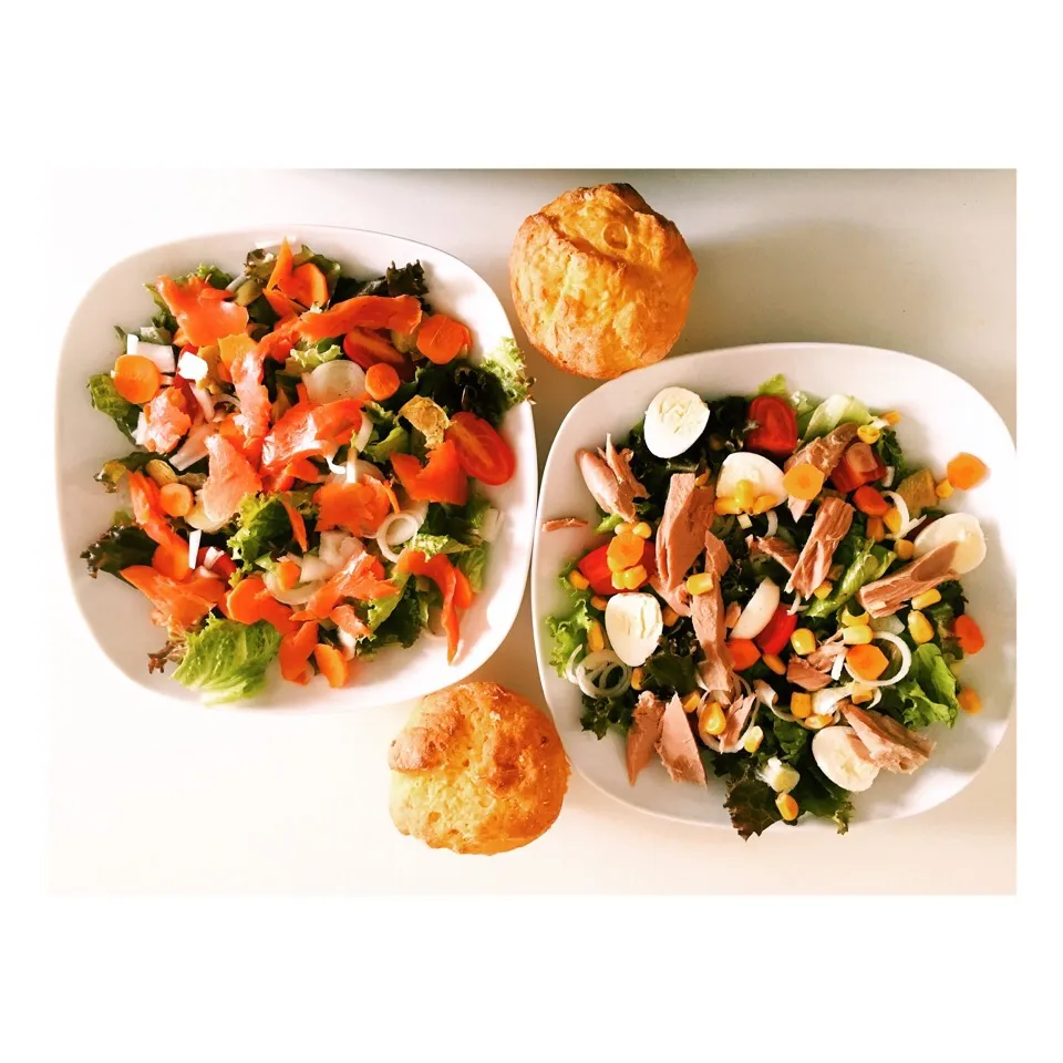 Double Salad 
Smoked salmon salad and tuna salad with boiled eggs in brine; with Pumpkin Bread|isabellaさん