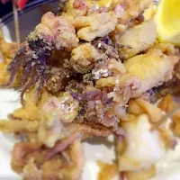 Chopitos : fried squid with lemon|isabellaさん